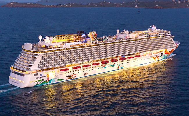 Le Norwegian Getaway, paquebot géant transatlantique.