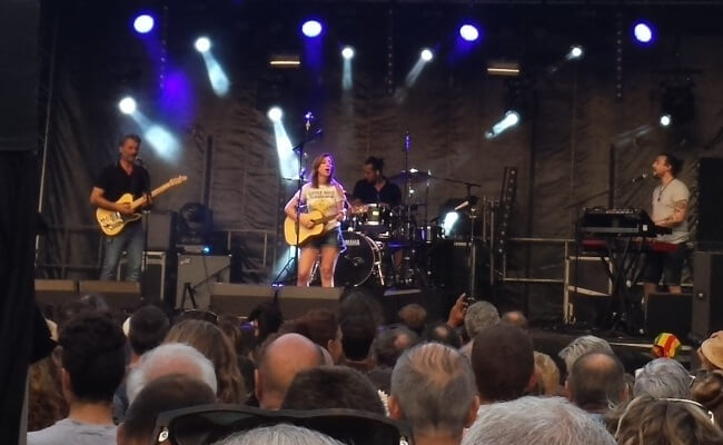 Anaïs à la Fête de la Musique 2017 de Quimper